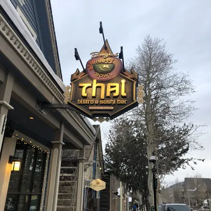 Bangkok Happy Bowl Thai Bistro and Sushi Bar, business photo 2