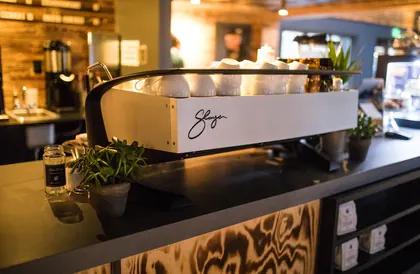 Unravel Coffee Café & Bar, business photo 3